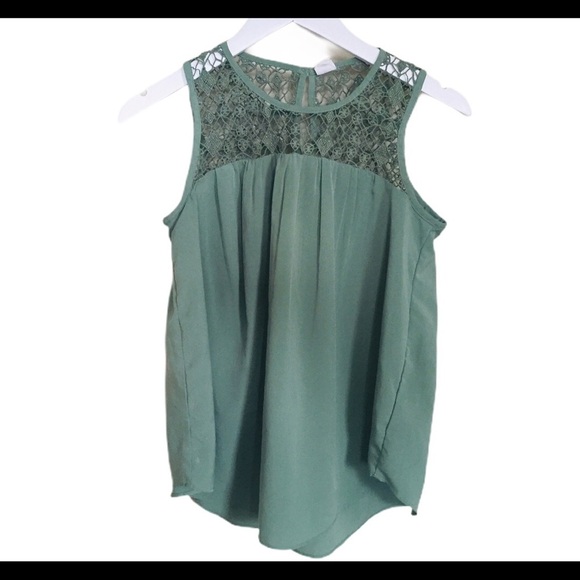 GAP Crochet Lace Sleeveless Blouse With Scoop Neck Twig Green Size Small - Picture 5 of 11